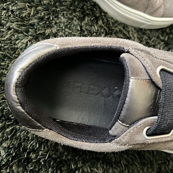 The Flexx Olive Gray Sneakers - Picture 2 of 10